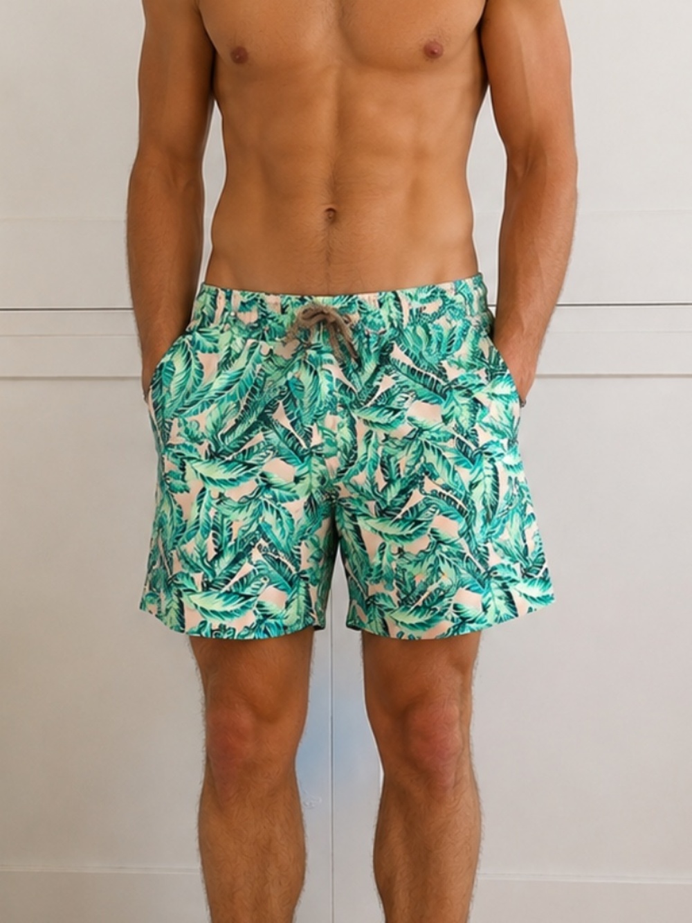 Maaji Tropical Palm Print Swim Trunks Elastic Waist Lined Shorts Size L